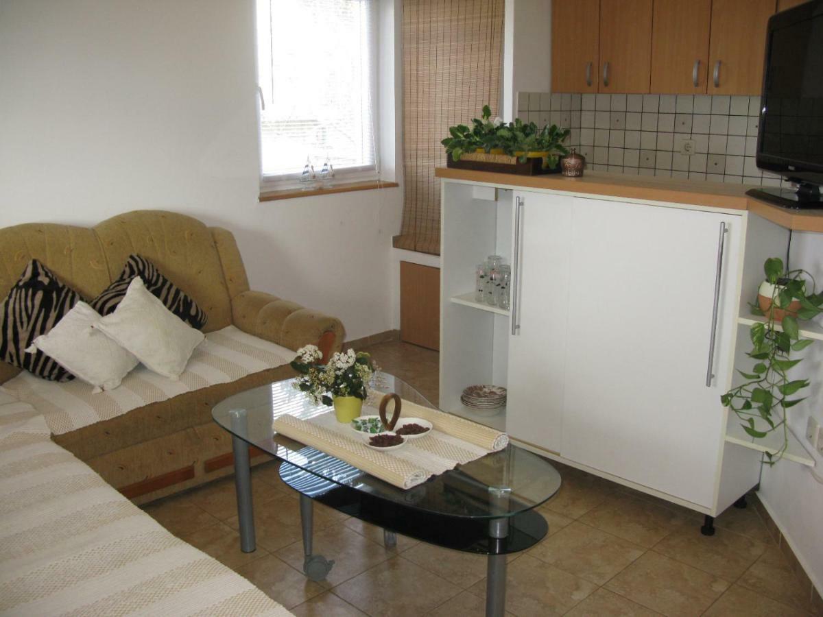 Kuca Za Odmor Tomic Villa Zara Esterno foto